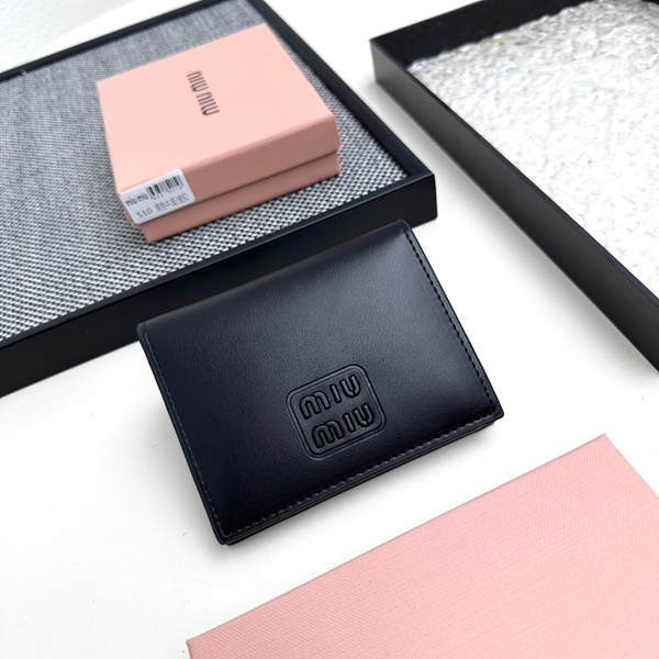 超激安ブランド財布偽物全体デザイン